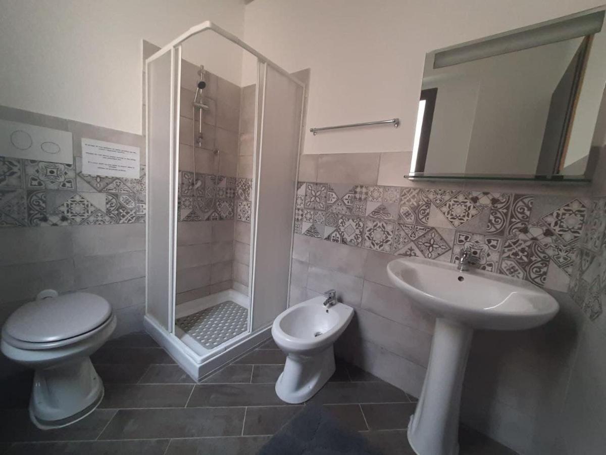 Affitta Camere Al Castello Palermo Luaran gambar